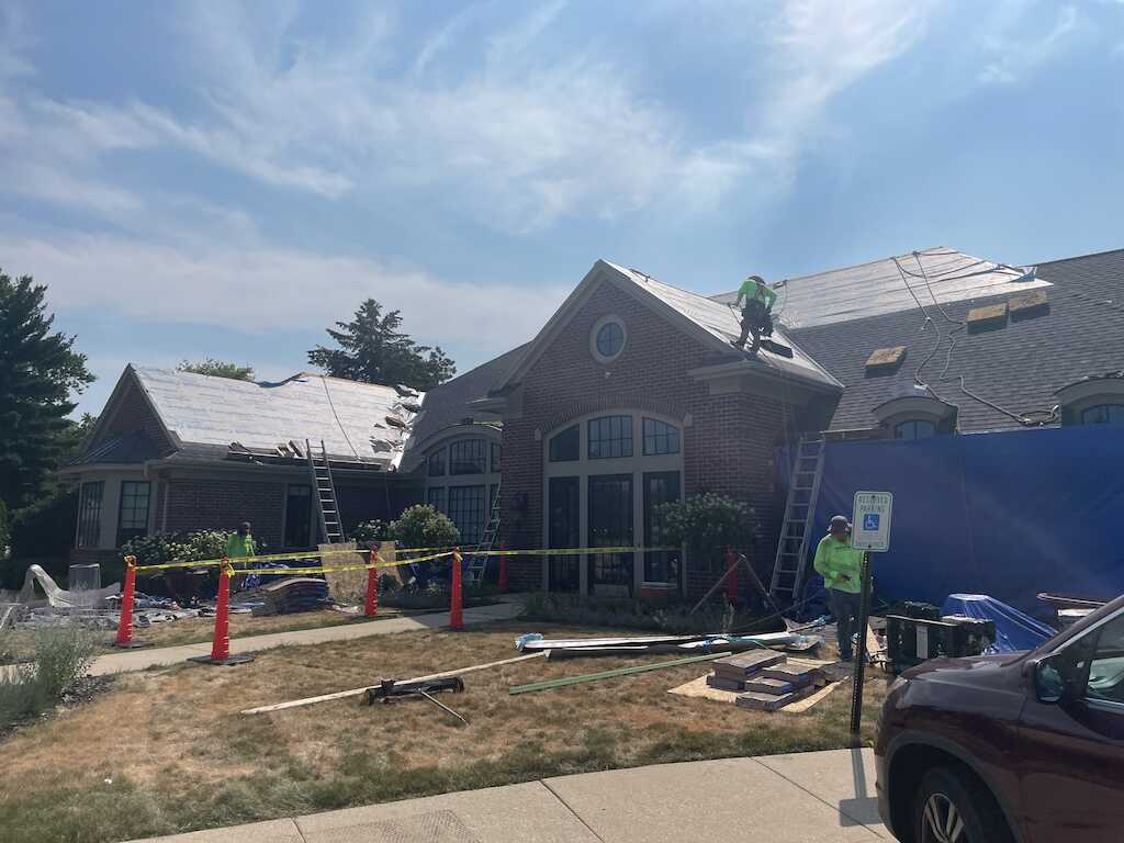 commercial roof replacement in Pewaukee, WI